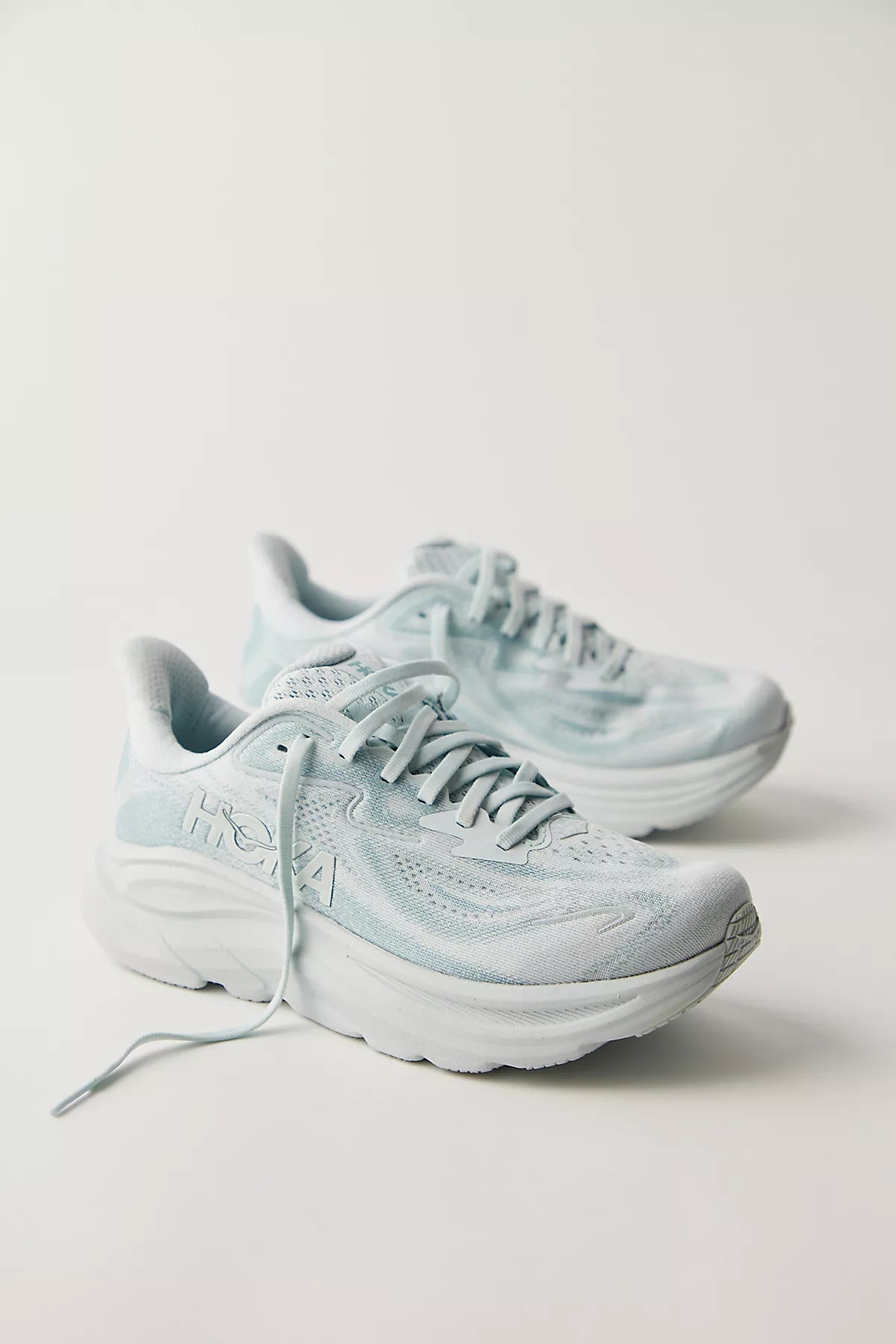 HOKA® Clifton 10 Sneakers