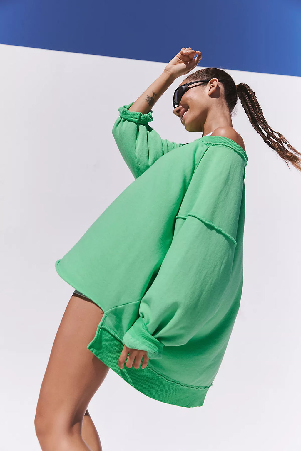 One To Beat Pullover