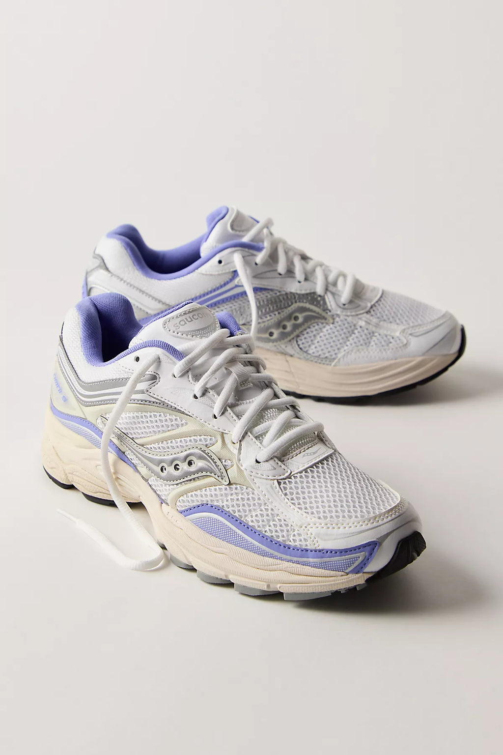 Saucony ProGrid Omni 9 Sneakers