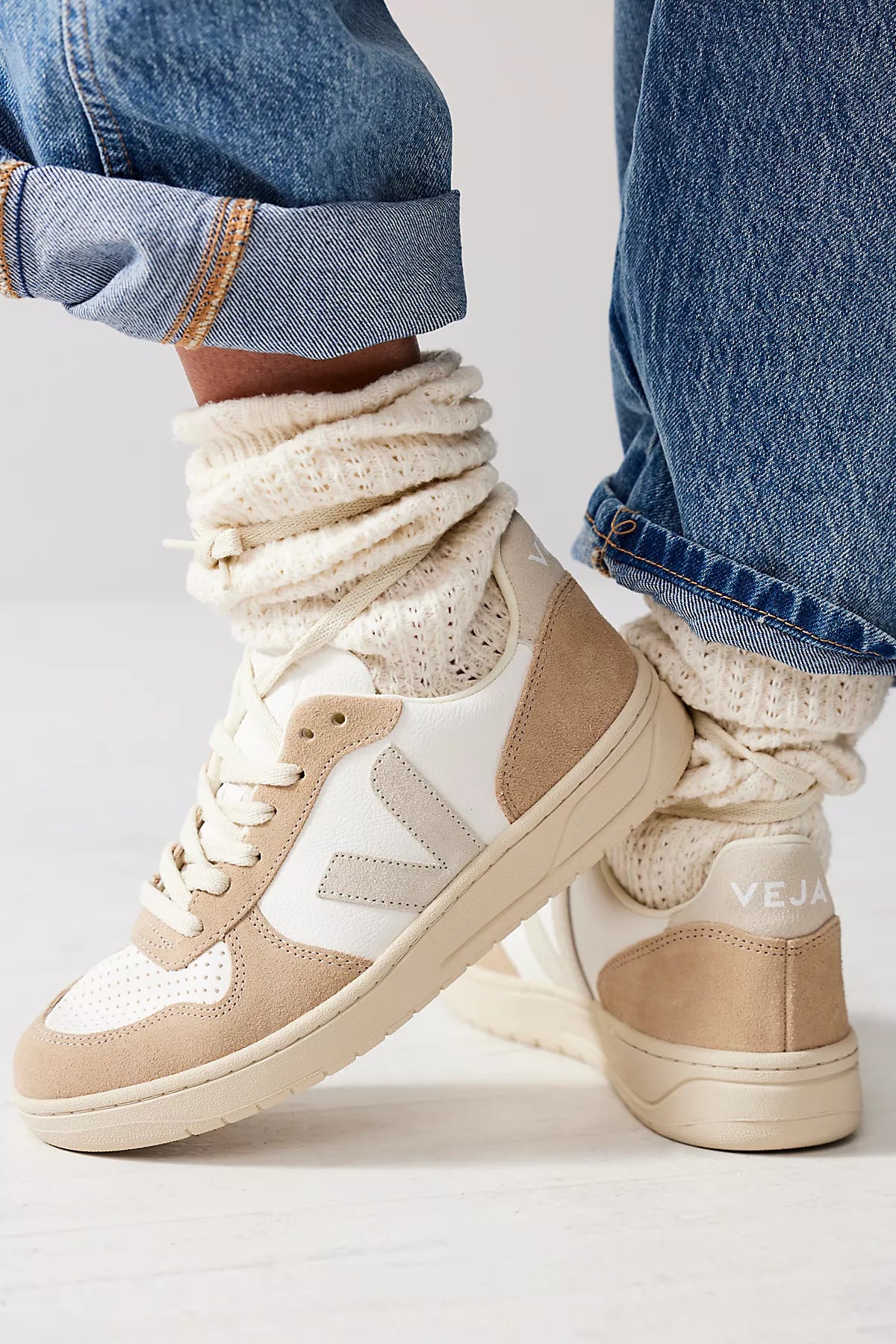 Veja V-10 Sneakers