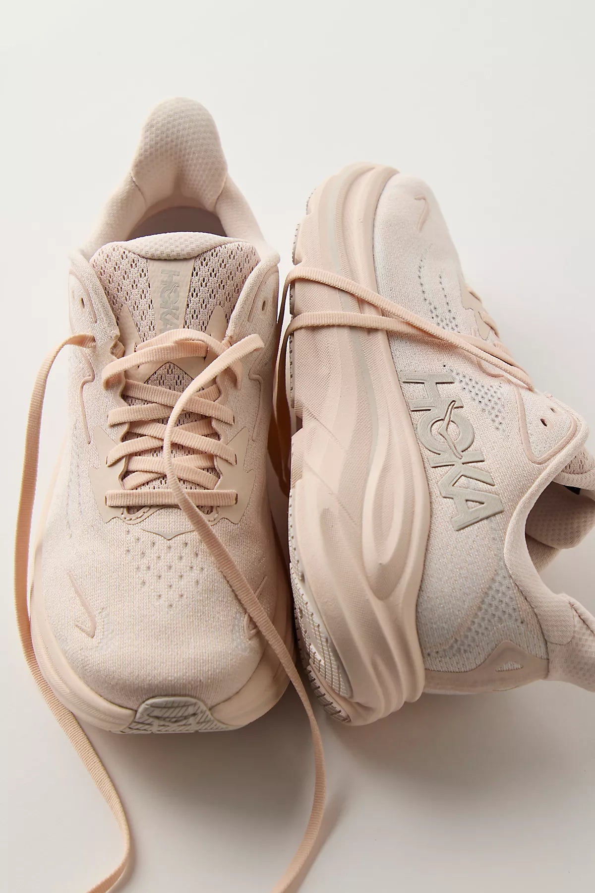 HOKA® Clifton 10 Sneakers