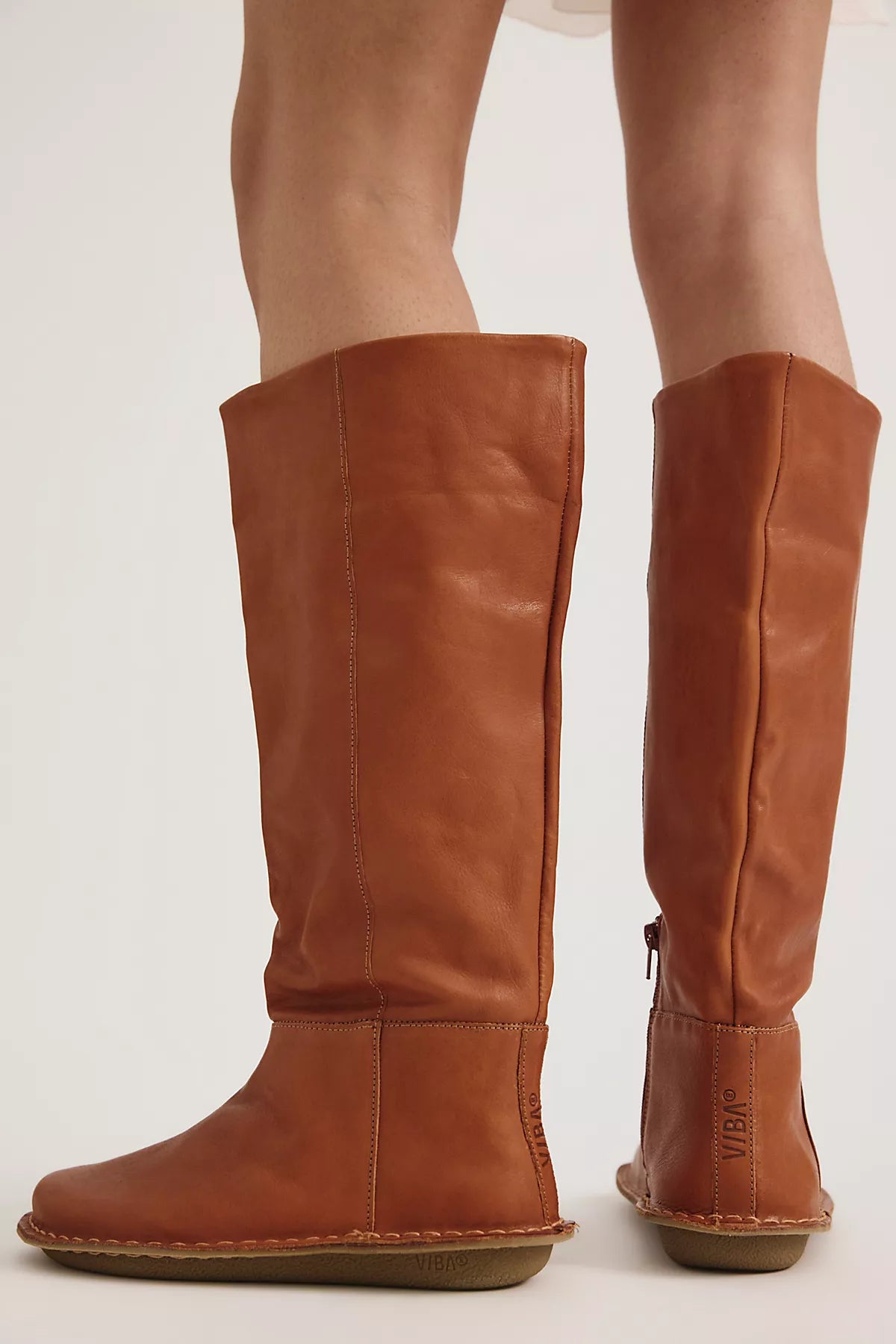 VIBAe WOODSTOCK Slouch Boots