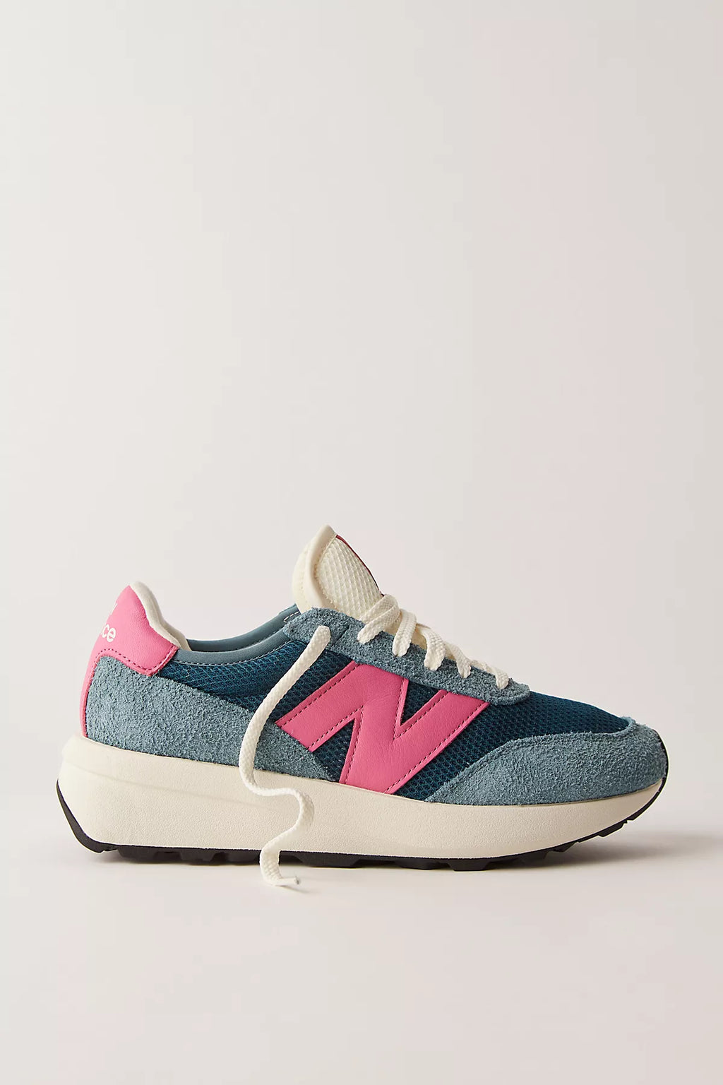New Balance 370 Sneakers