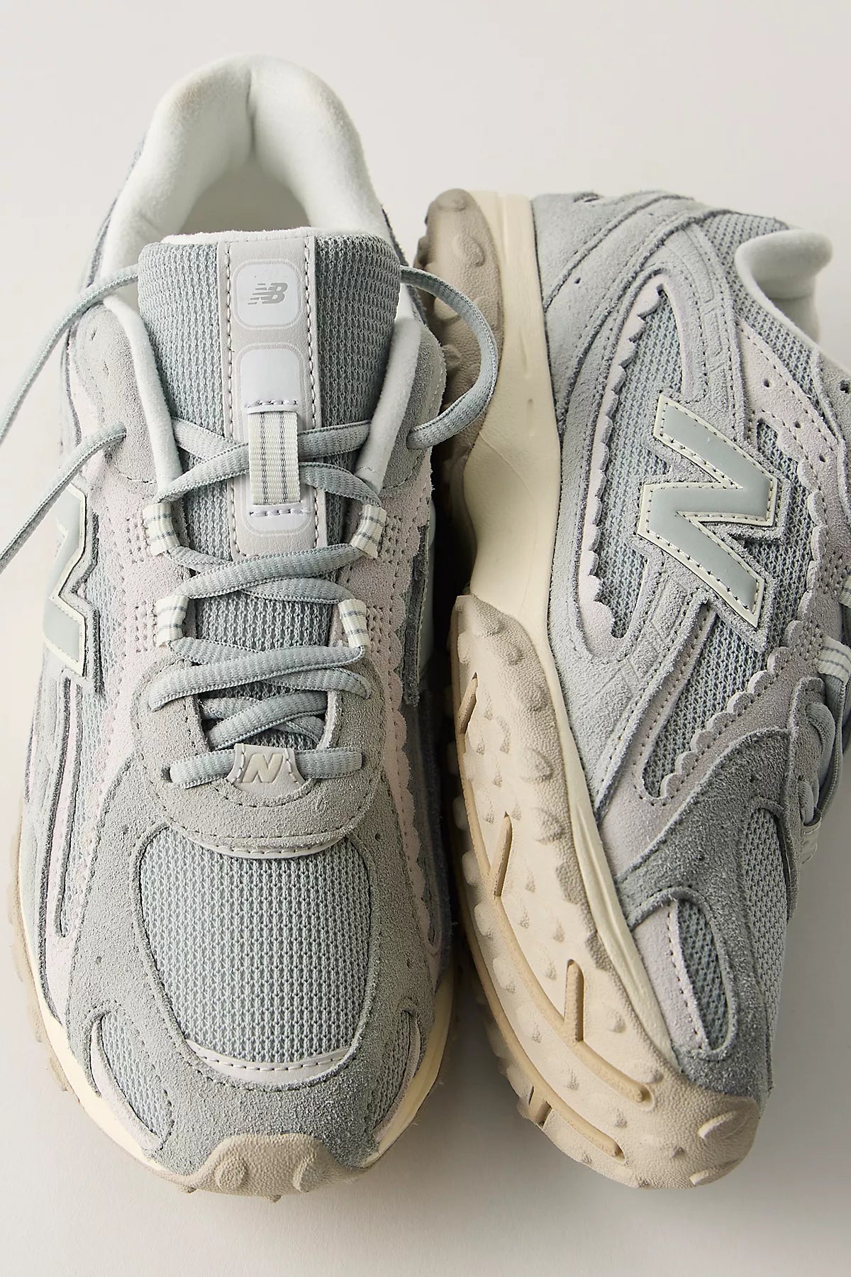 New Balance 204L Satin Sneakers