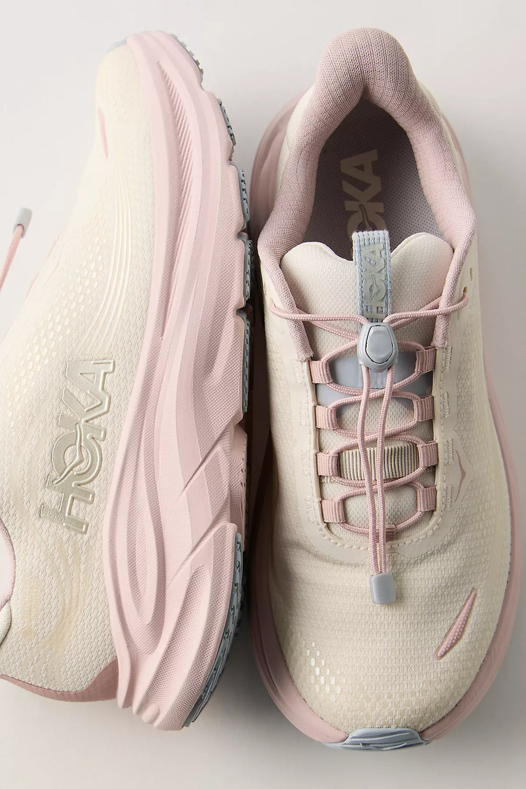 HOKA® Clifton 11 GTX Sneakers