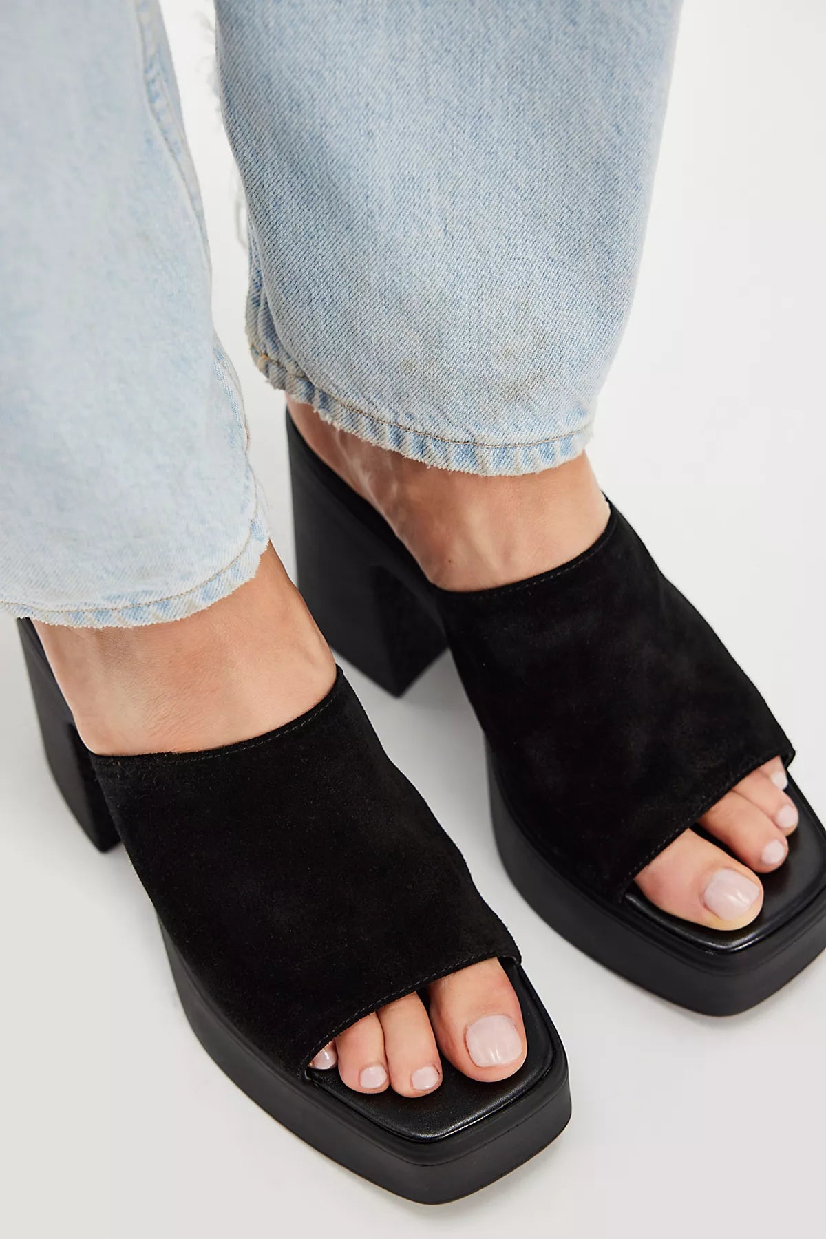Zoe Platforms