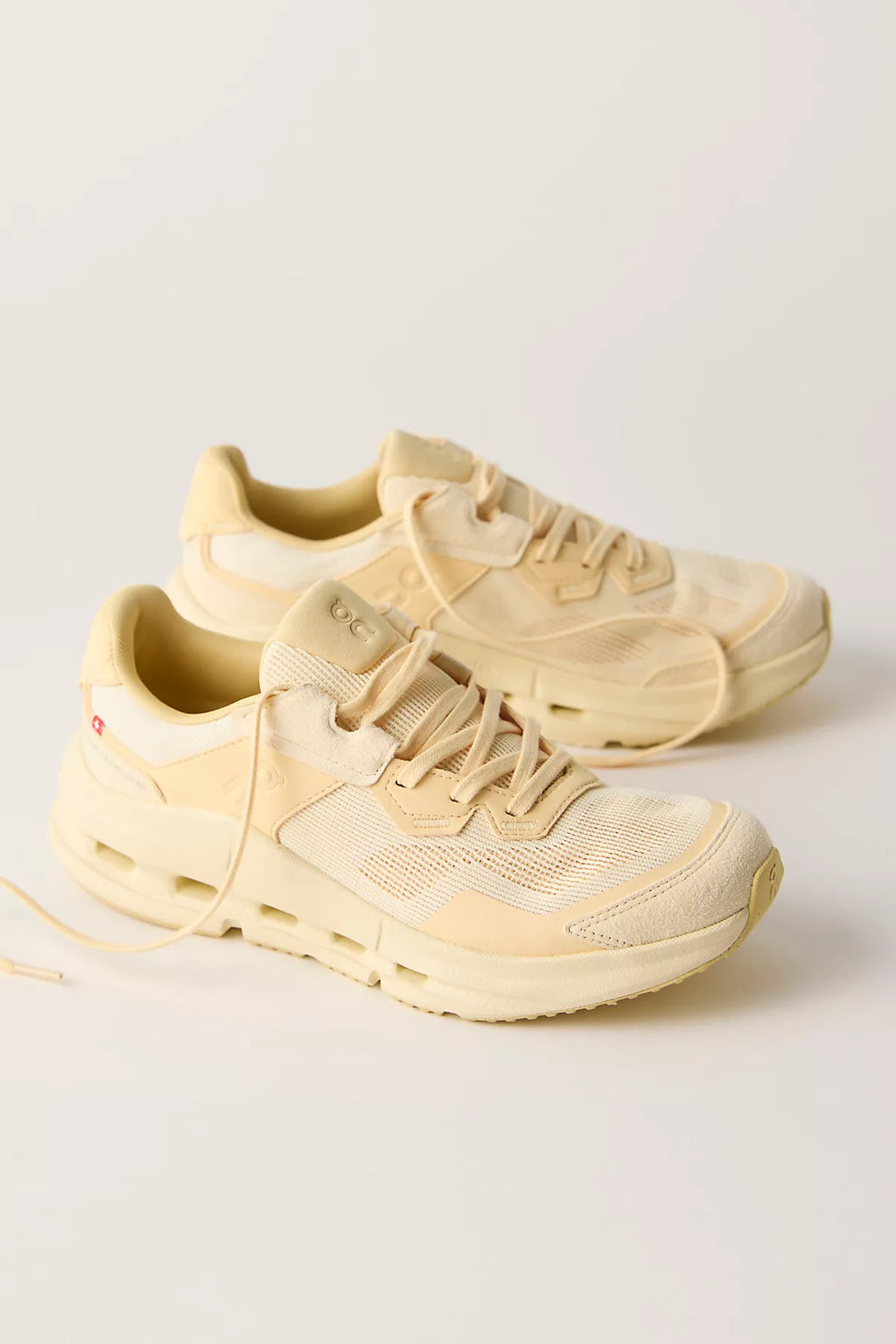 On Cloudnova Rift Sneakers