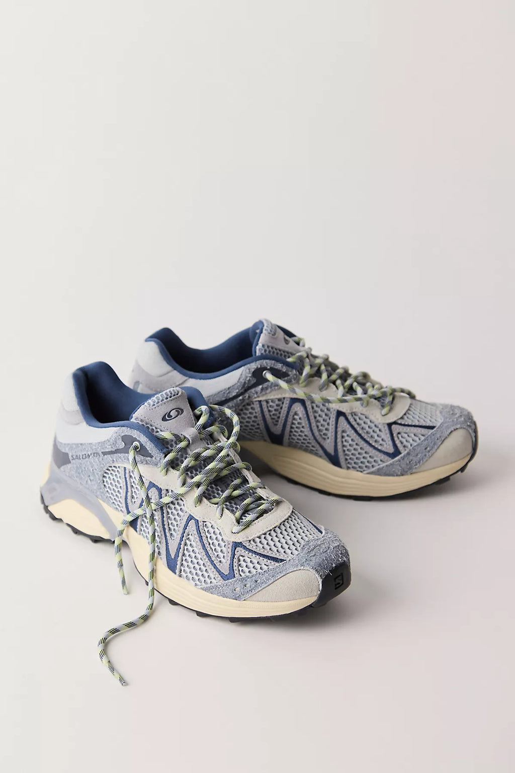 Salomon XT-Whisper Embroidery Sneakers