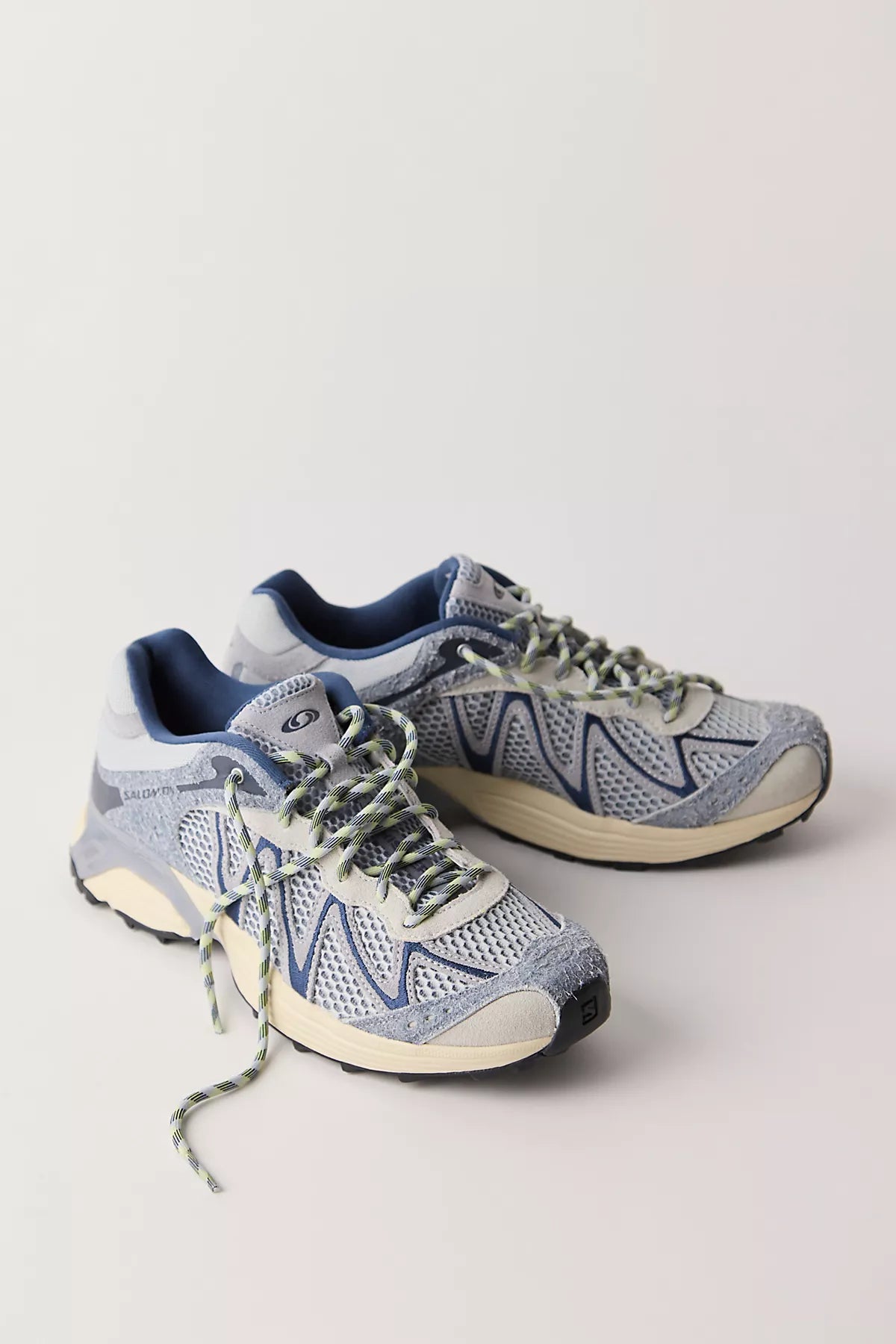 Salomon XT-Whisper Embroidery Sneakers