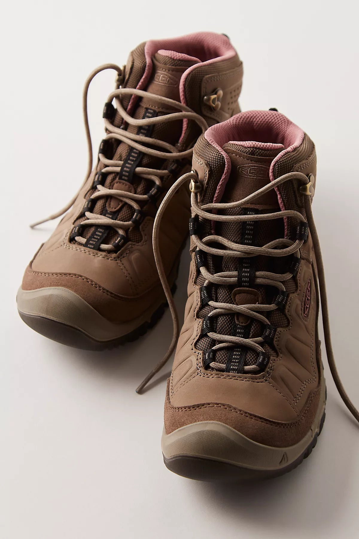 KEEN Targhee IV Waterproof Hiking Boots