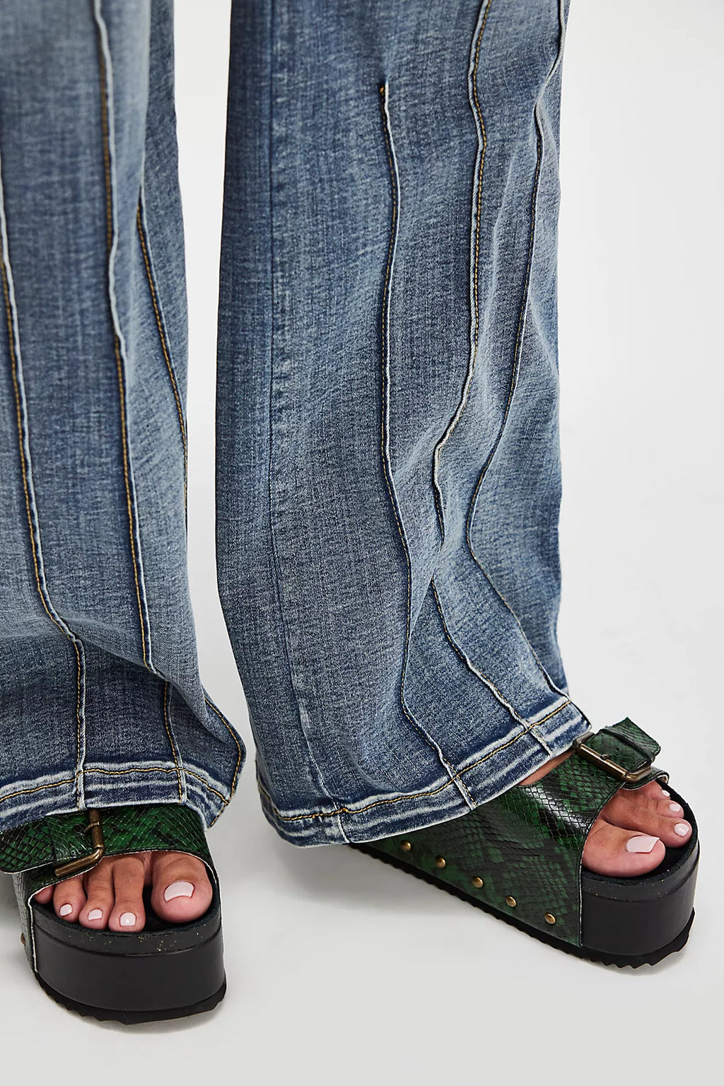 Rule Breaker Flatform Sandals