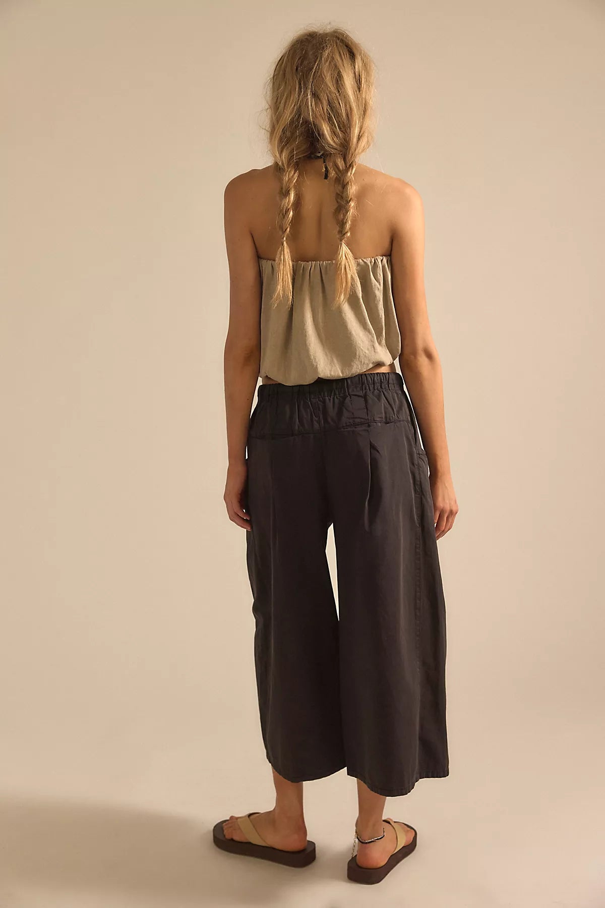 Telluride Wide-Leg Crop Pull-On Solid Pants