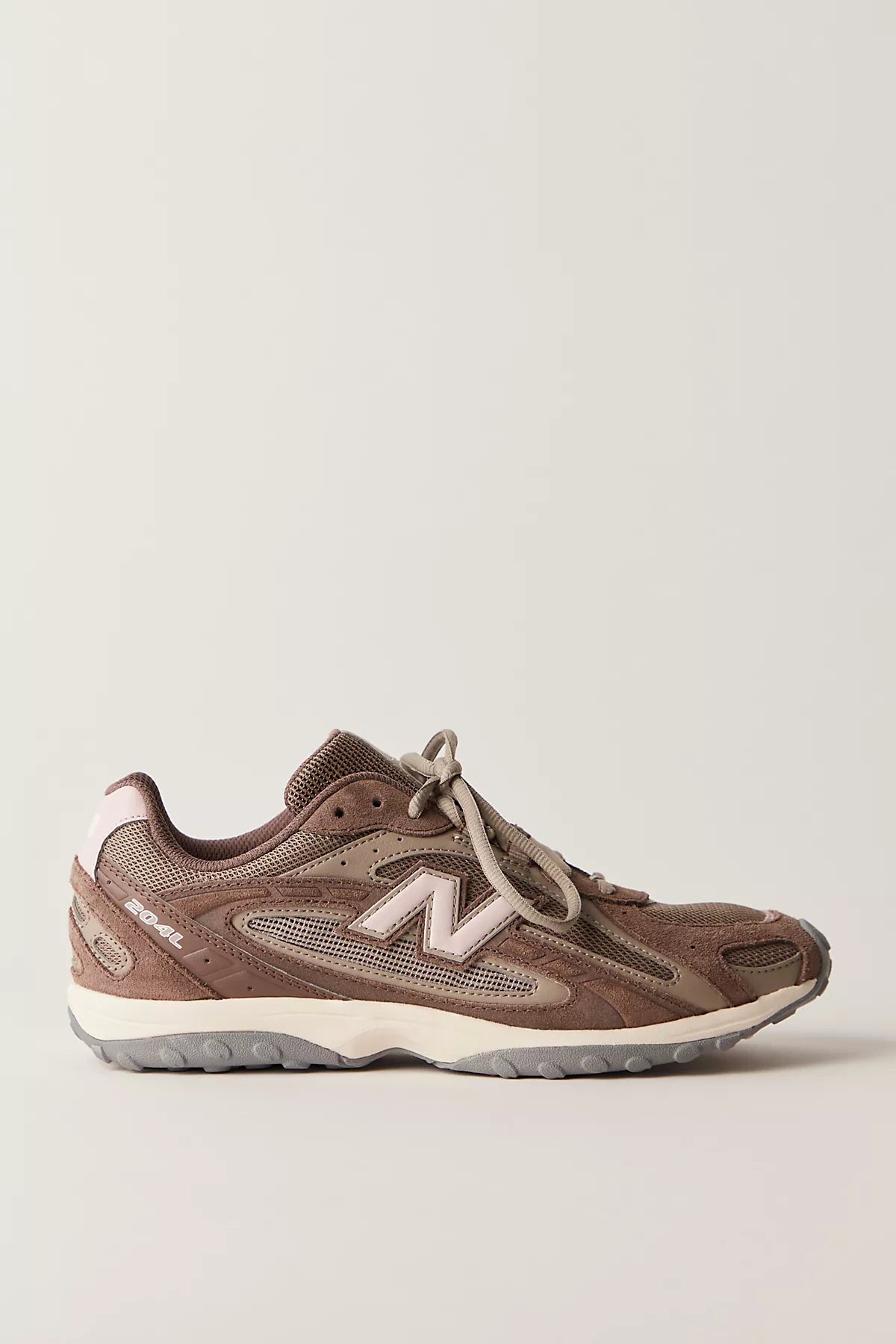 New Balance 204L Sneakers