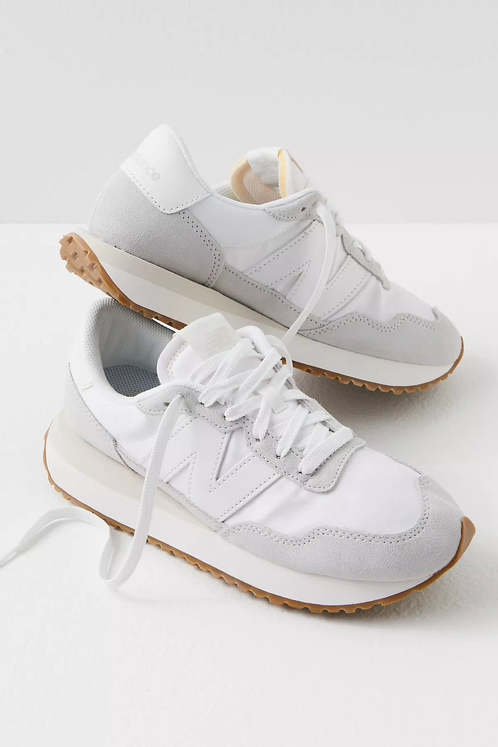 New Balance 237 Sneakers