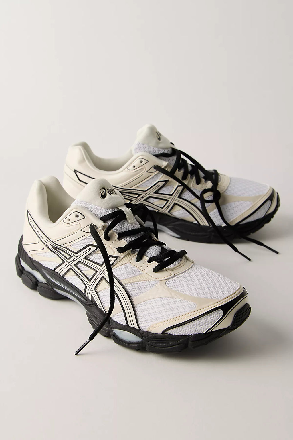 ASICS GEL-CUMULUS 16 Patent Sneakers