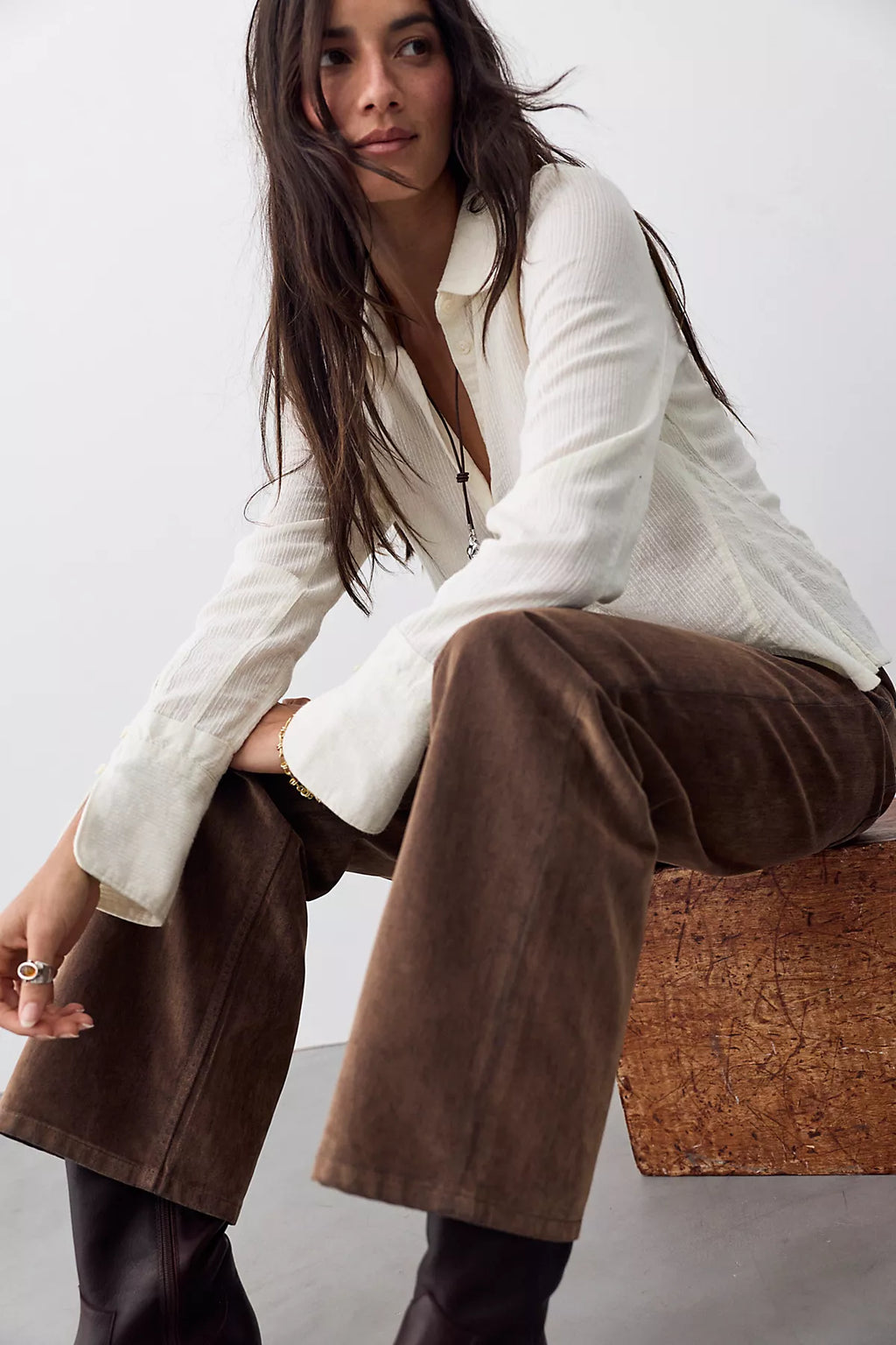 We The Free Tennessee Low-Rise Flocked Boyfriend Jeans