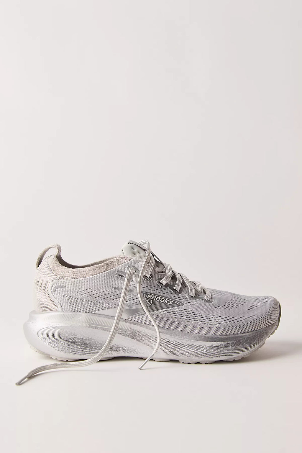 Brooks Adrenaline GTS 25 Sneakers