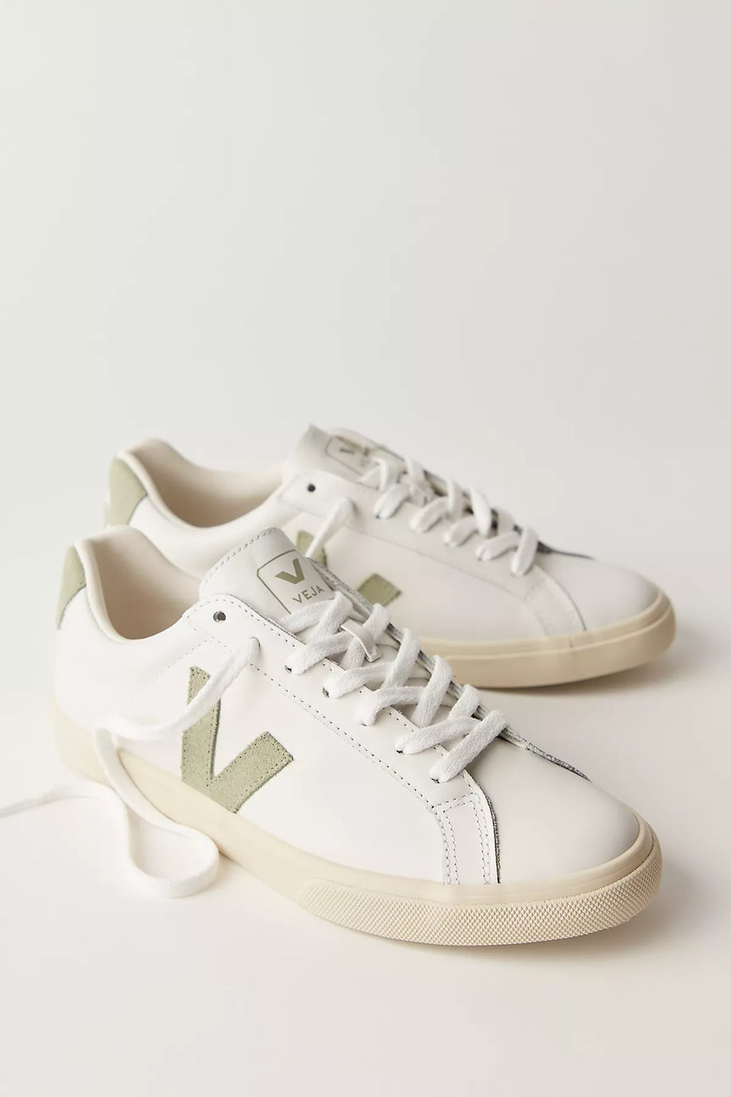 Veja Esplar Sneakers
