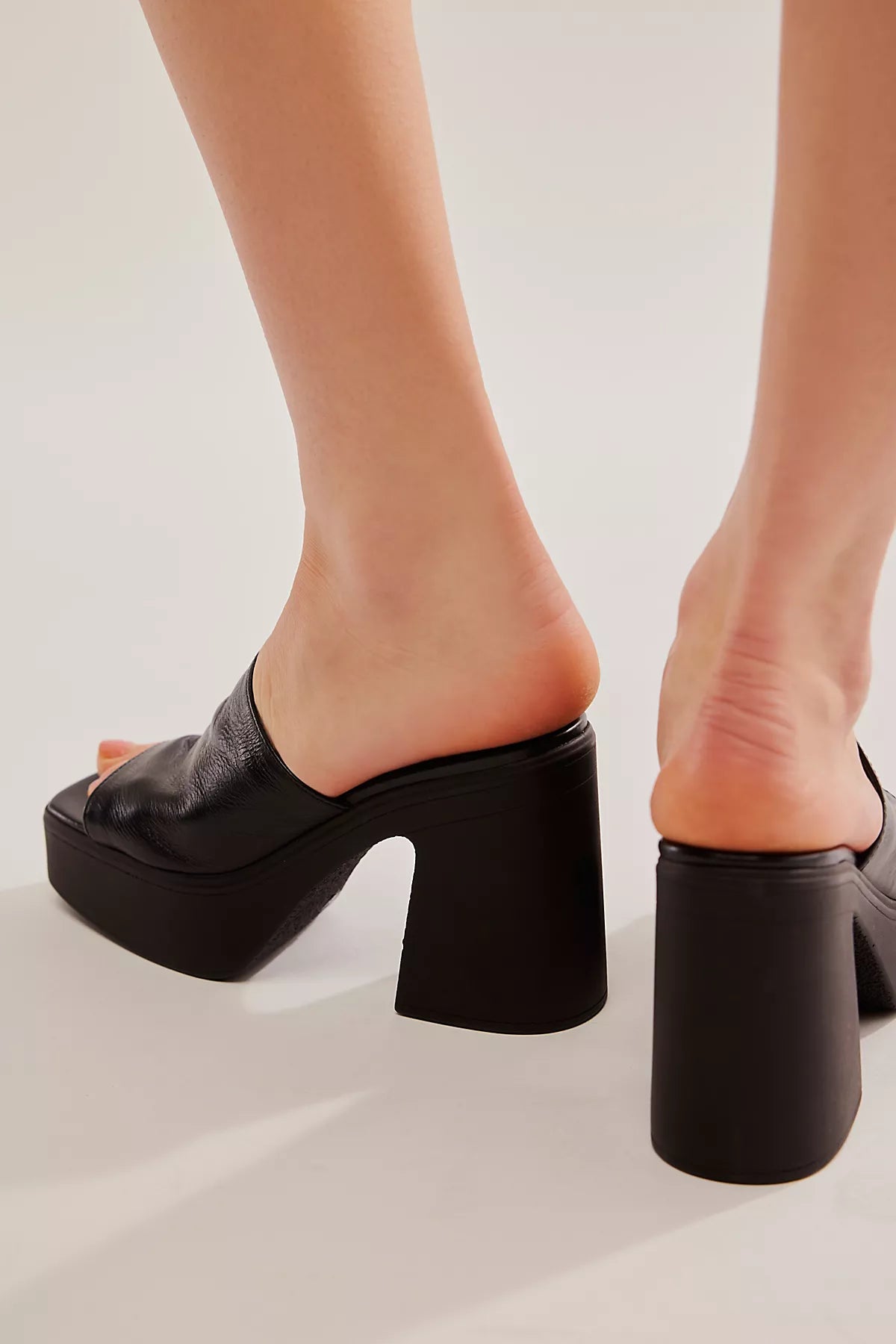 Zoe Platforms