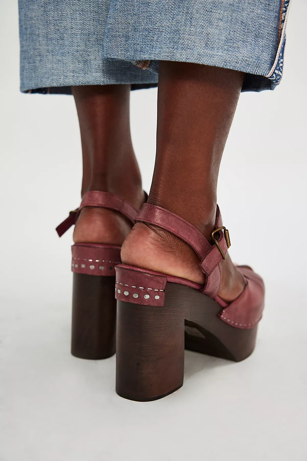 Orion Woven Clogs